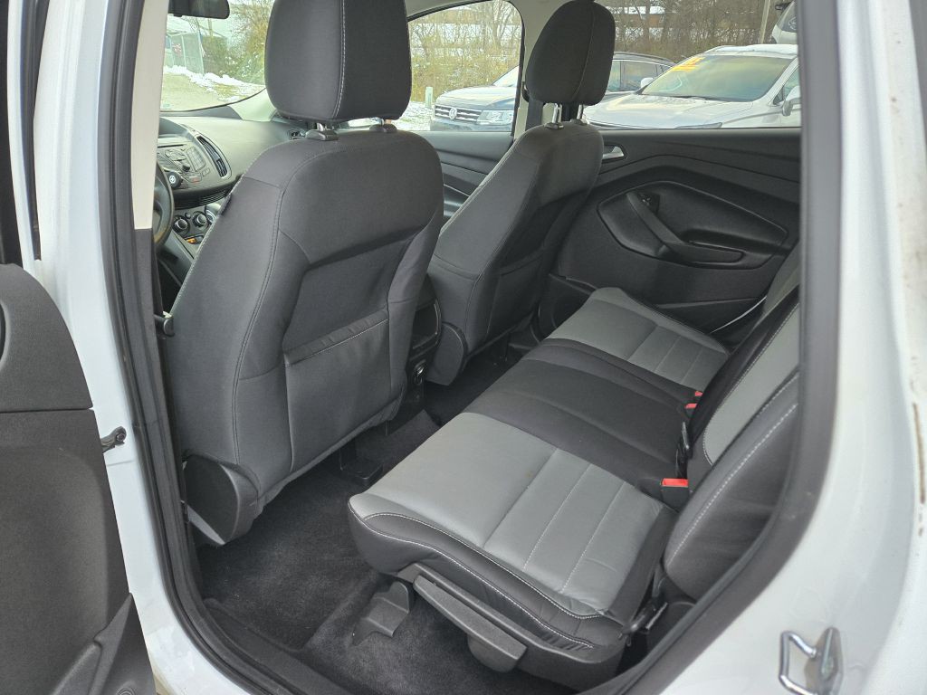 2015 Ford Escape Image 24