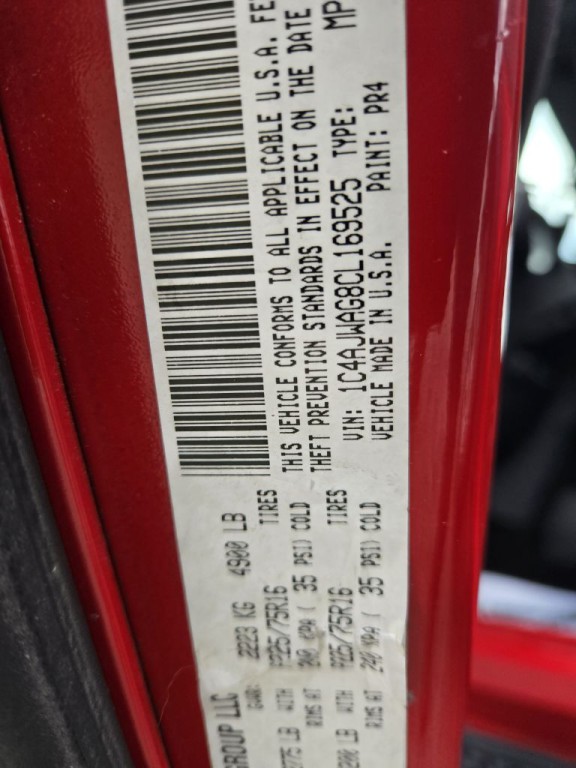 2012 Jeep Wrangler Image 24