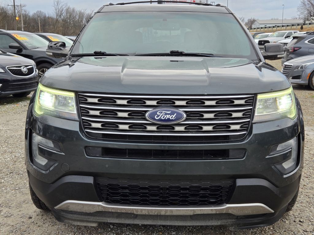 2016 Ford Explorer Image 2