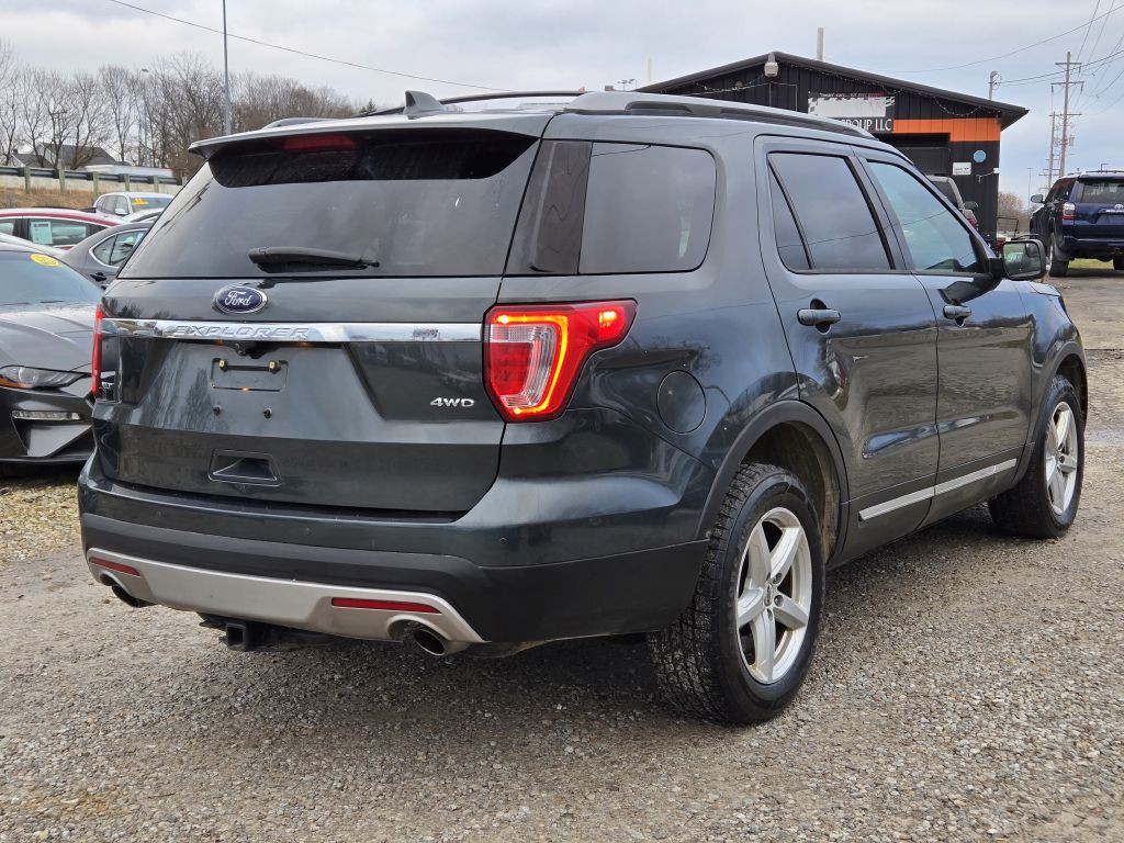 2016 Ford Explorer Image 3