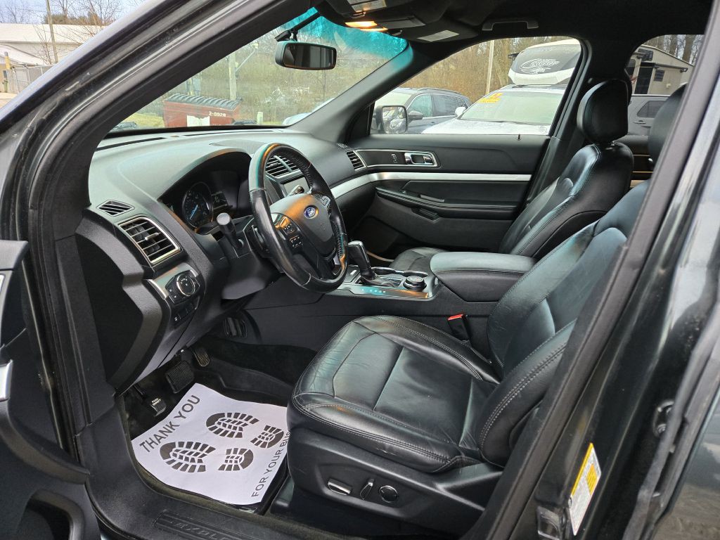 2016 Ford Explorer Image 11