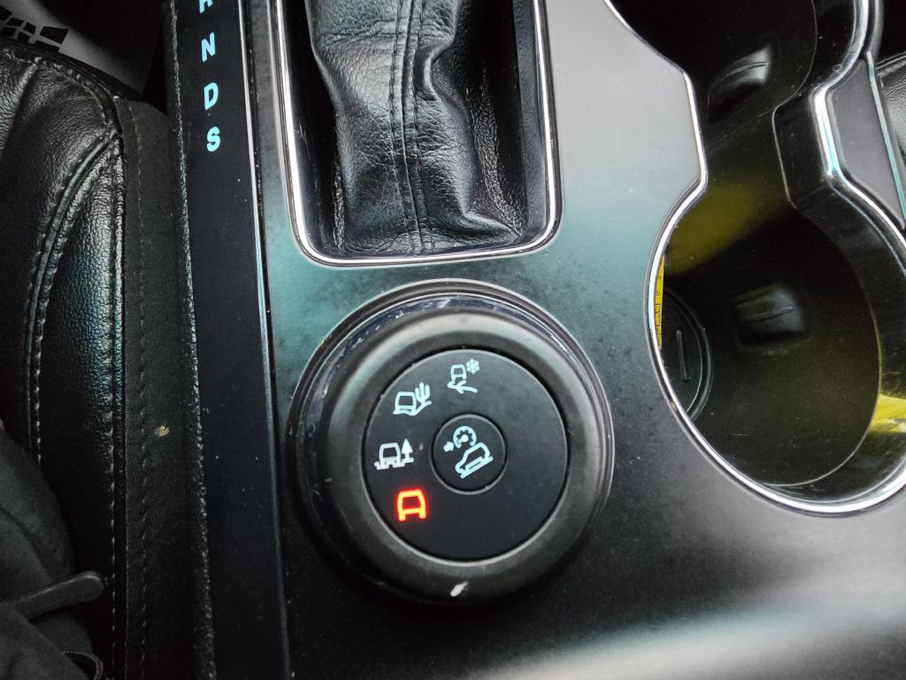 2016 Ford Explorer Image 19