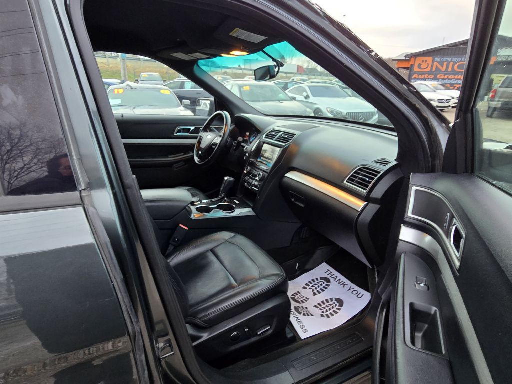 2016 Ford Explorer Image 29