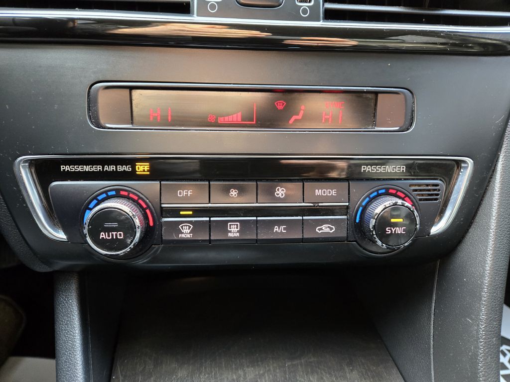 2016 Kia Optima Image 22