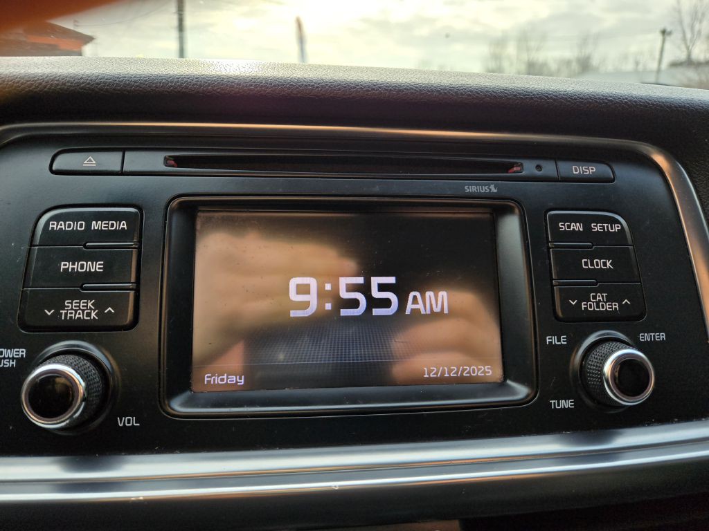 2016 Kia Optima Image 23