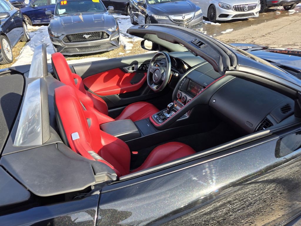 2016 Jaguar F-TYPE Image 16