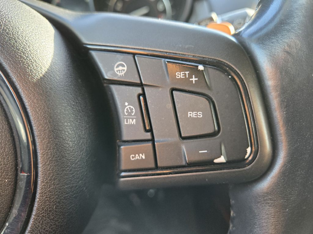 2016 Jaguar F-TYPE Image 23