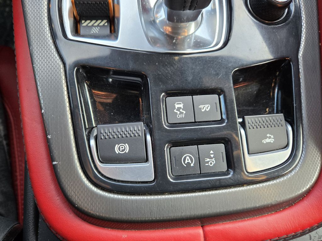 2016 Jaguar F-TYPE Image 26