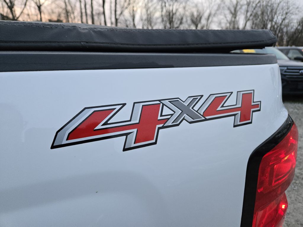 2015 Chevrolet Silverado 1500 Image 10