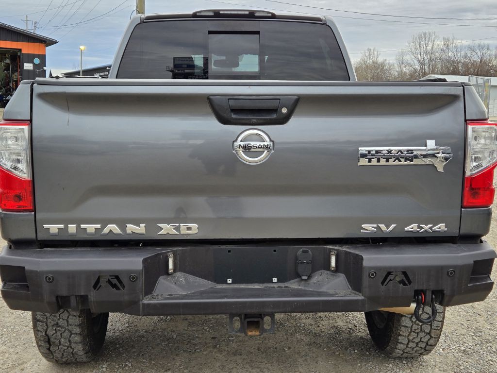 2017 Nissan Titan Image 6
