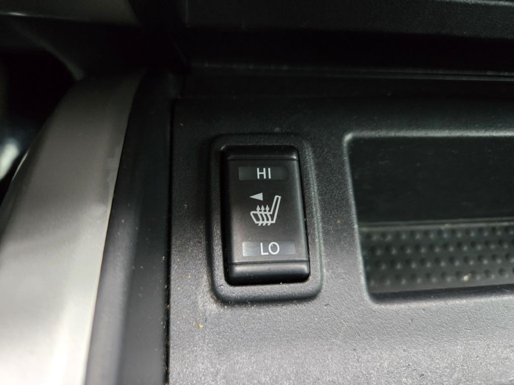 2017 Nissan Titan Image 29