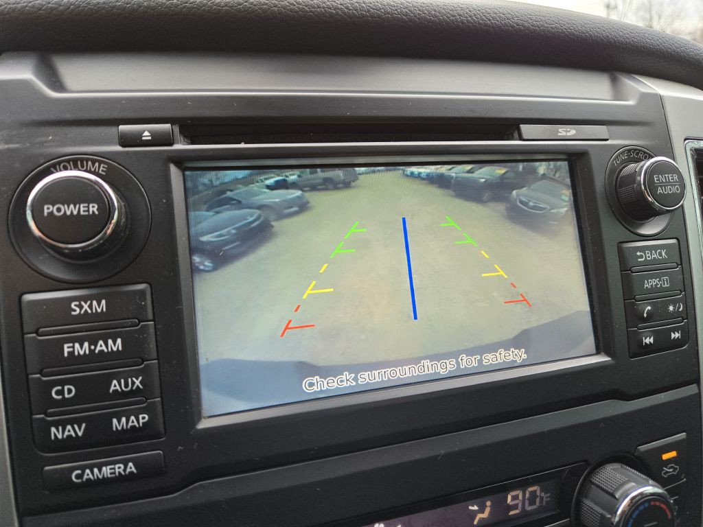 2017 Nissan Titan Image 34