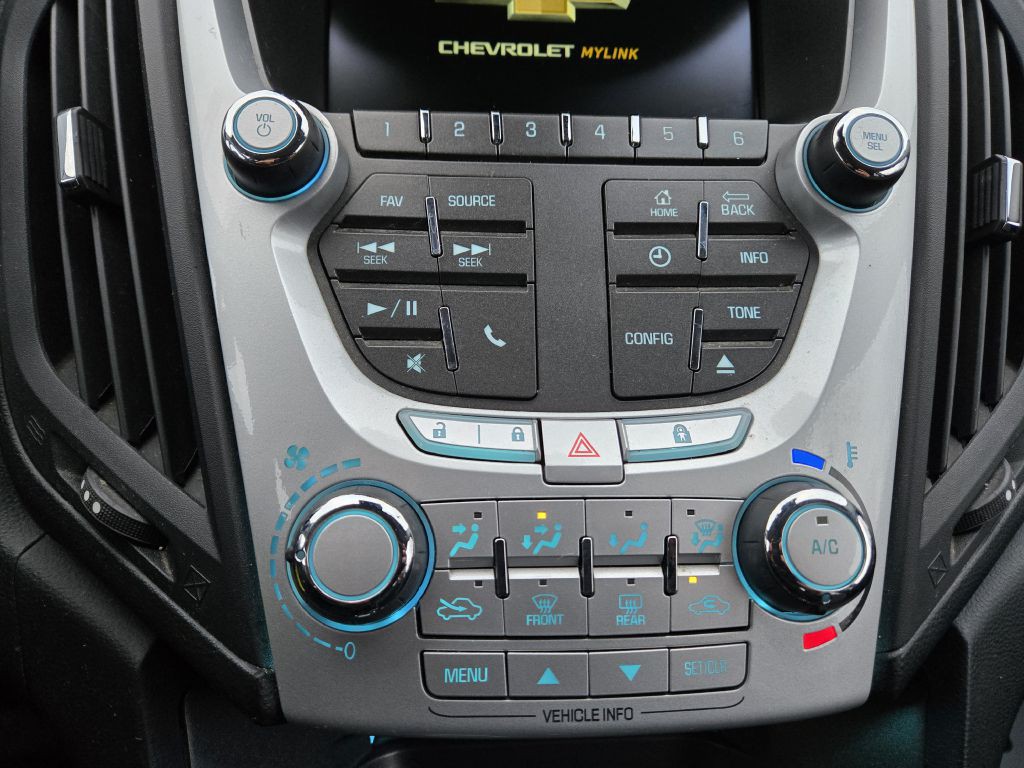 2015 Chevrolet Equinox Image 22