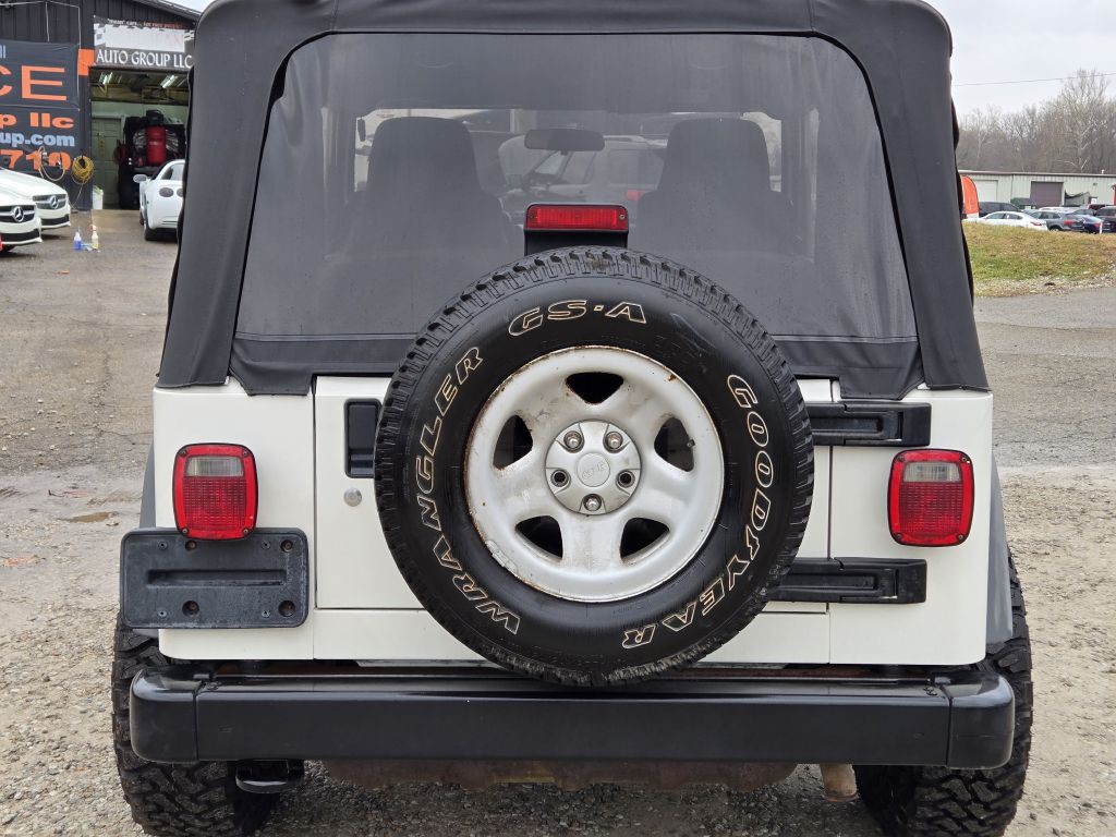 2005 Jeep Wrangler Image 7