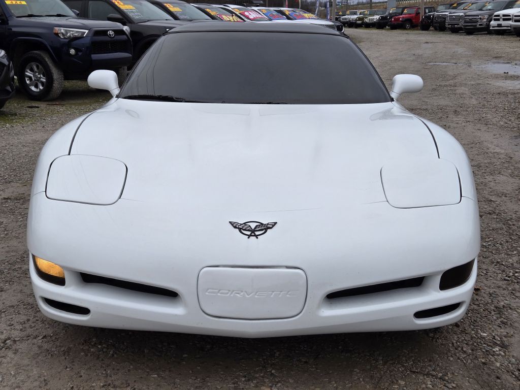 1998 Chevrolet Corvette Image 2