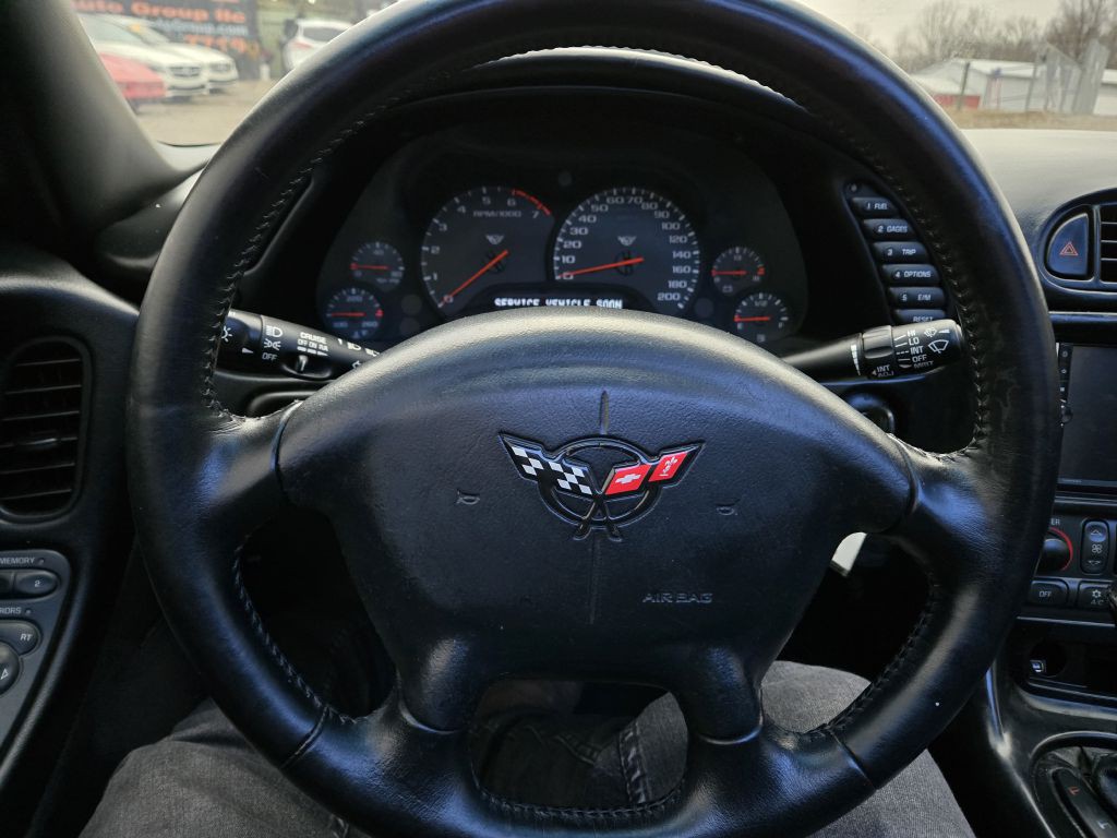 1998 Chevrolet Corvette Image 15