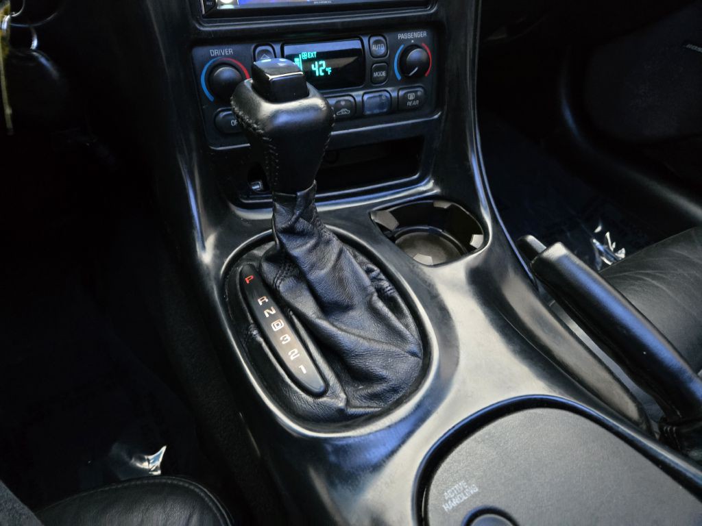 1998 Chevrolet Corvette Image 18