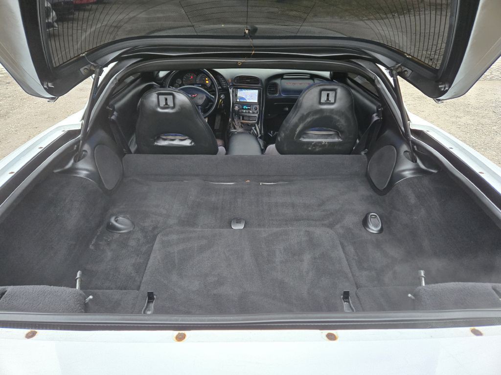 1998 Chevrolet Corvette Image 22