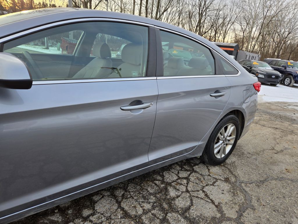 2016 Hyundai Sonata Image 9