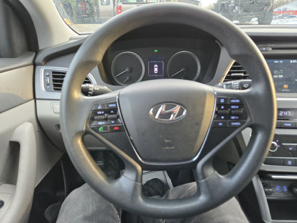 2016 Hyundai Sonata Image 14