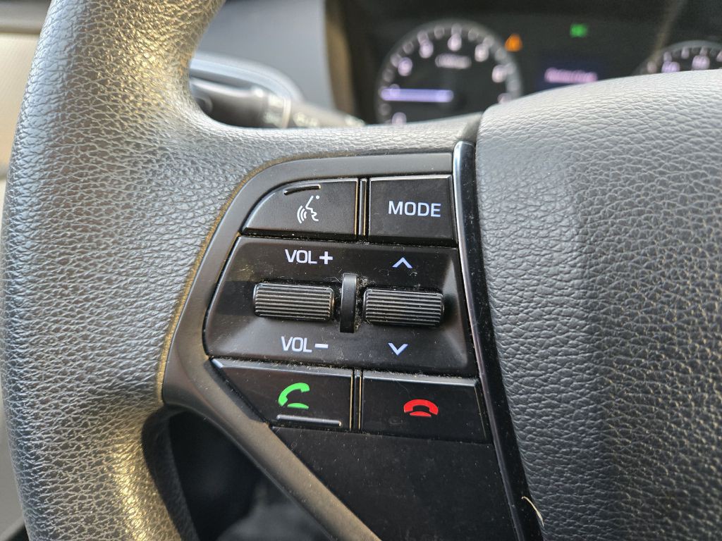 2016 Hyundai Sonata Image 16