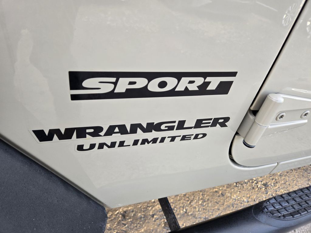 2017 Jeep Wrangler Unlimited Image 11