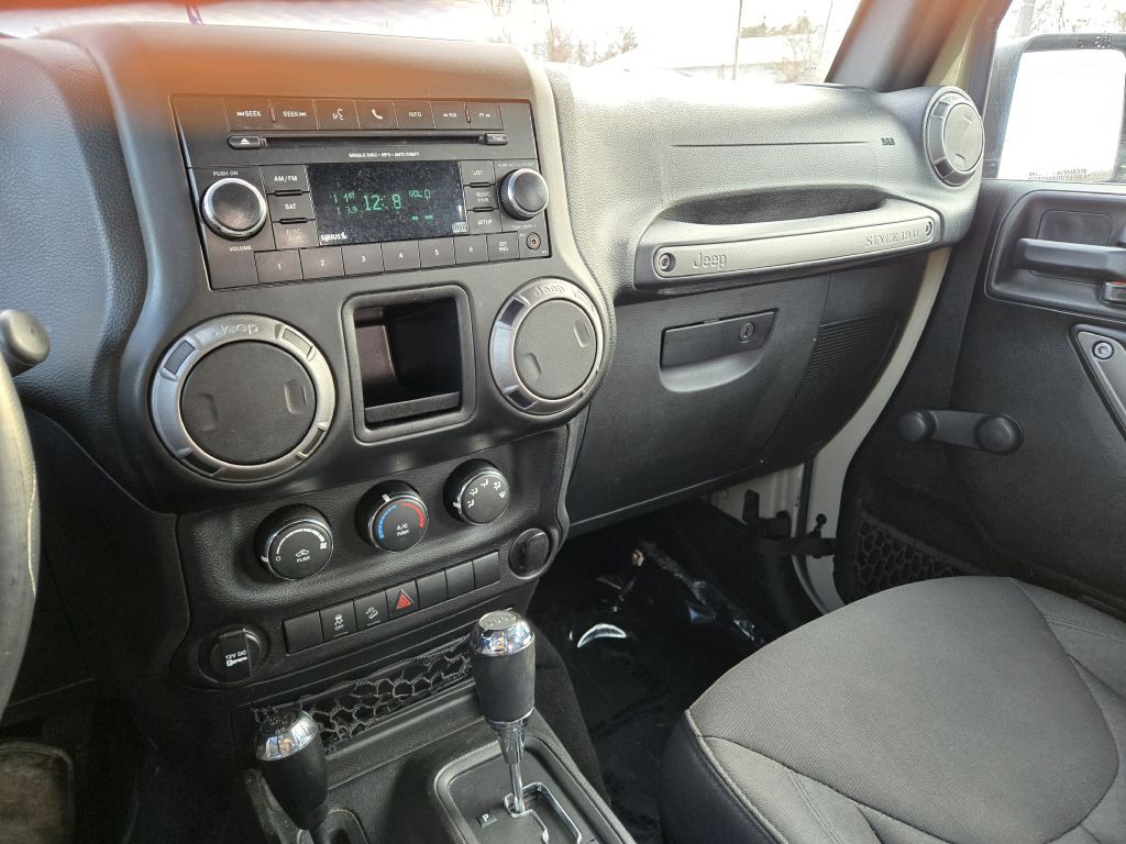 2017 Jeep Wrangler Unlimited Image 19