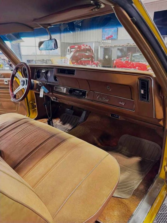 1972 Oldsmobile Cutlass Image 11