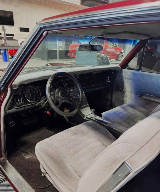 1965 Buick Riviera Image 9