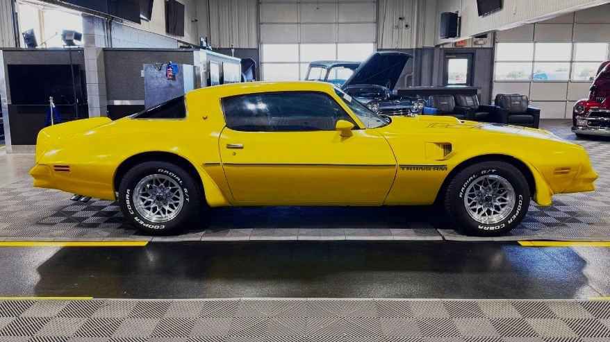 1978 Pontiac Firebird Image 4