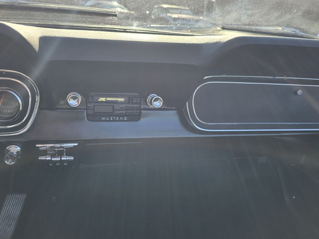 1966 Ford Mustang Image 23