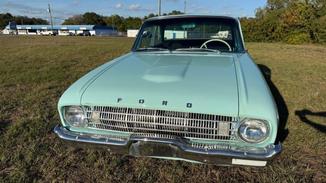 1961 Ford Falcon Image 3