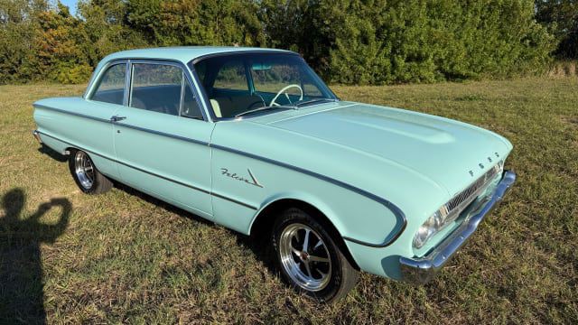 1961 Ford Falcon Image 4