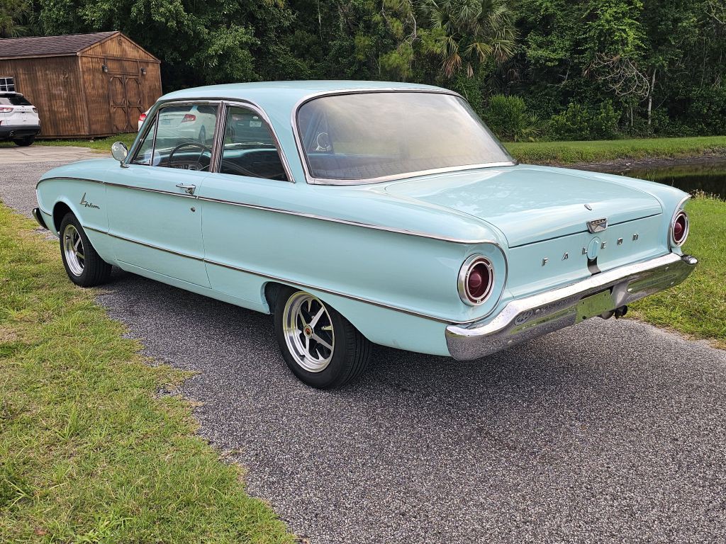 1961 Ford Falcon Image 3