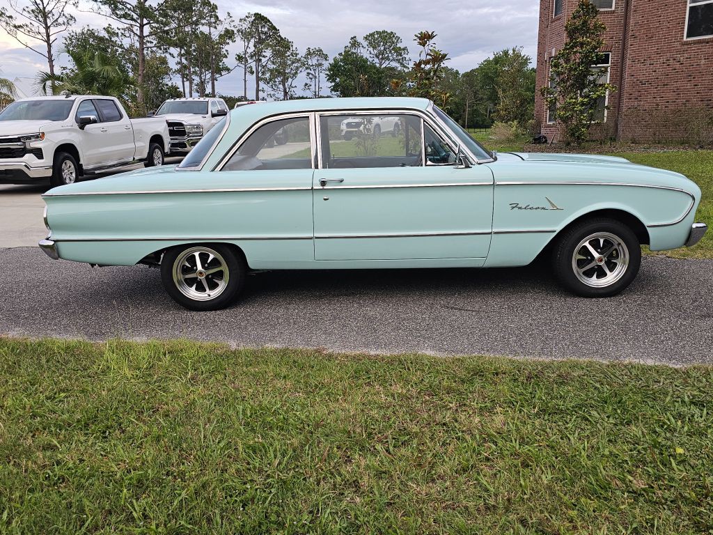 1961 Ford Falcon Image 6