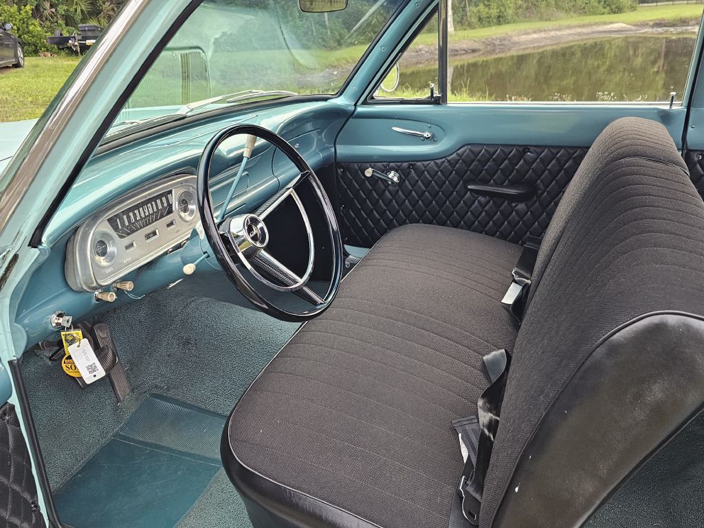 1961 Ford Falcon Image 8