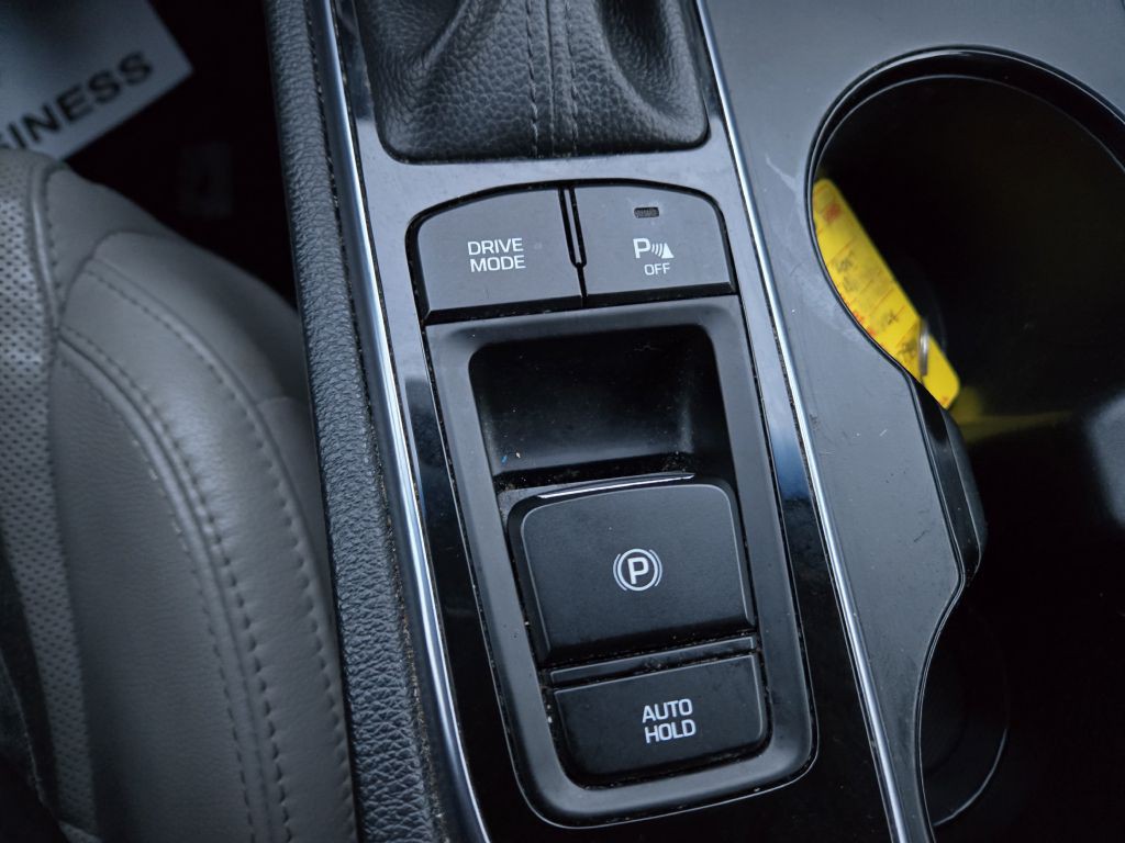 2017 Hyundai Sonata Image 22