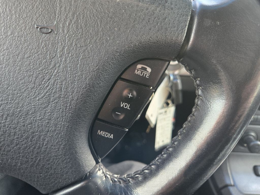 2003 Ford Thunderbird Image 19