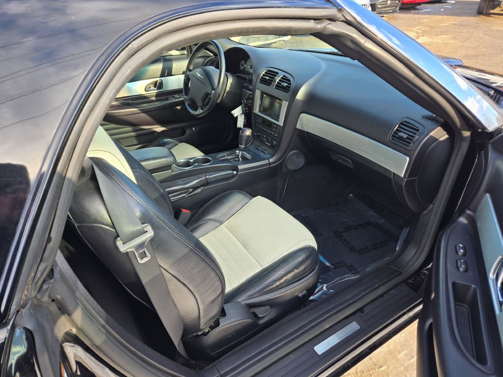 2003 Ford Thunderbird Image 28