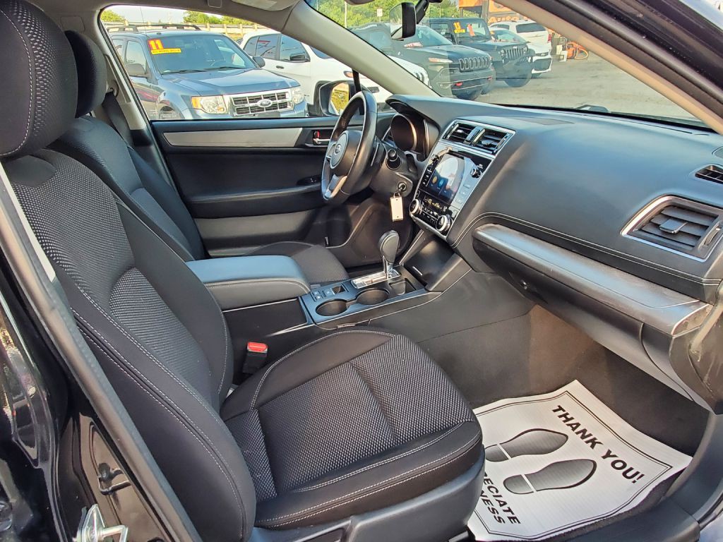 2019 Subaru Outback Image 16