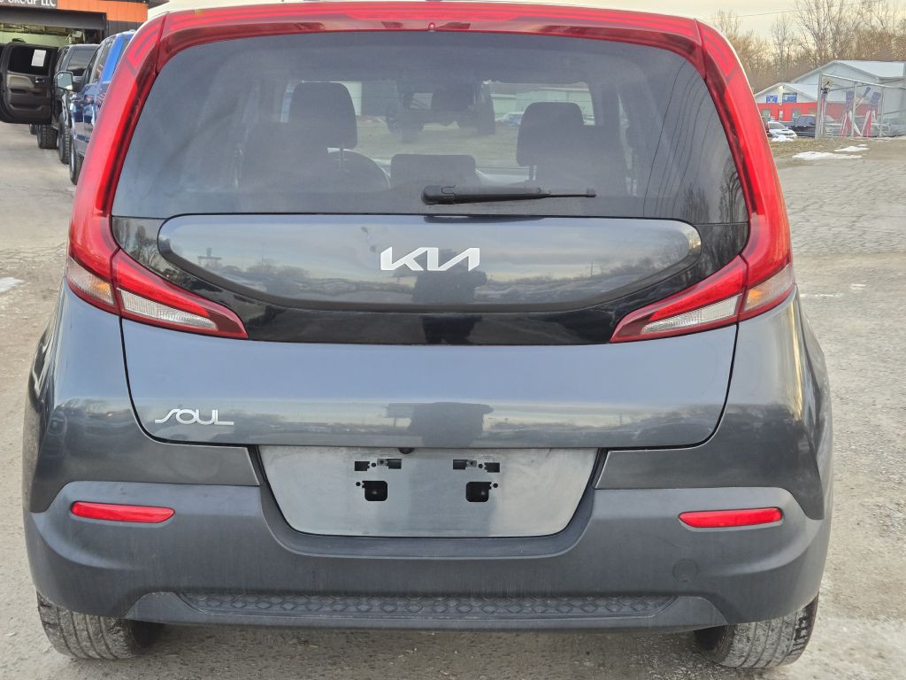 2022 Kia Soul Image 6