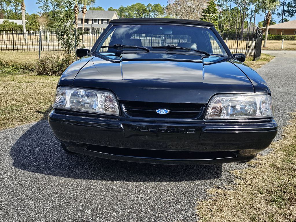 1989 Ford Mustang Image 10
