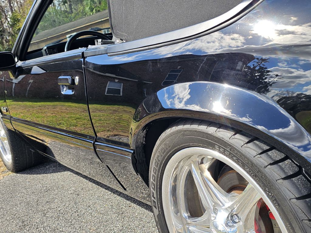 1989 Ford Mustang Image 17