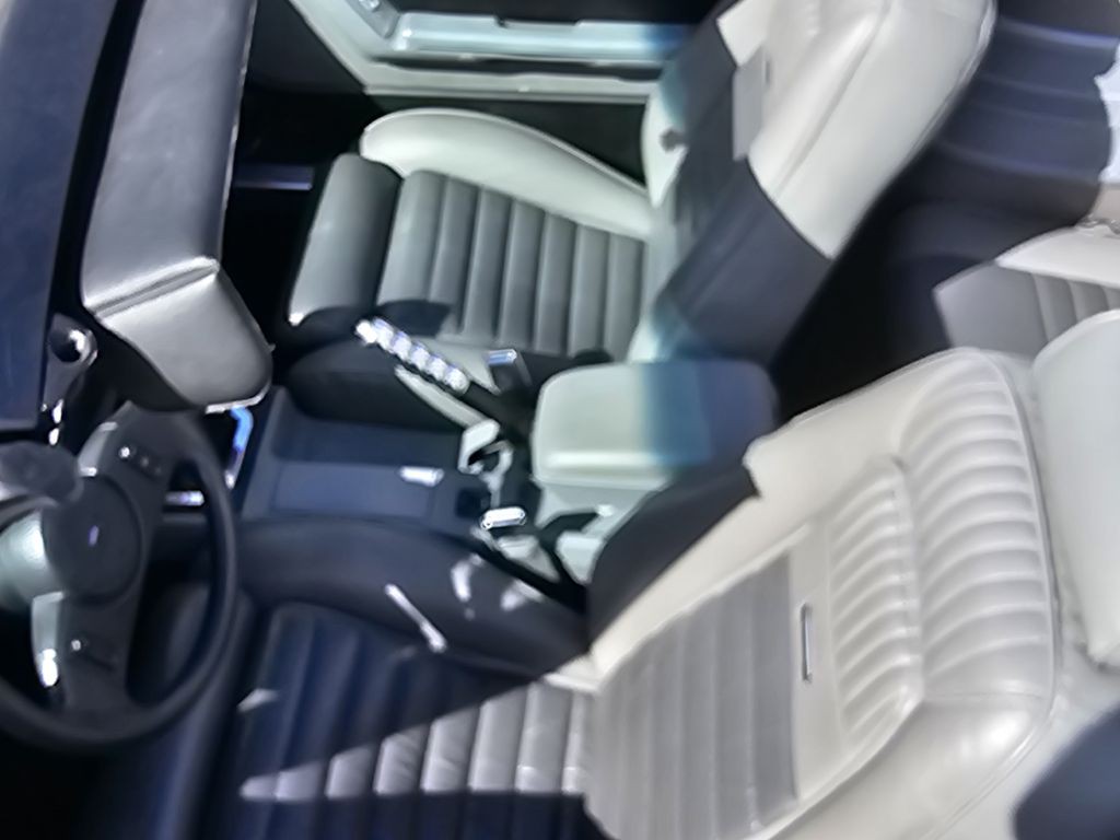 1989 Ford Mustang Image 27