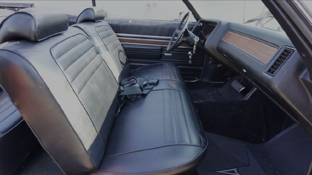 1969 Pontiac Catalina Image 24