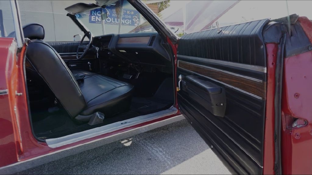 1969 Pontiac Catalina Image 25