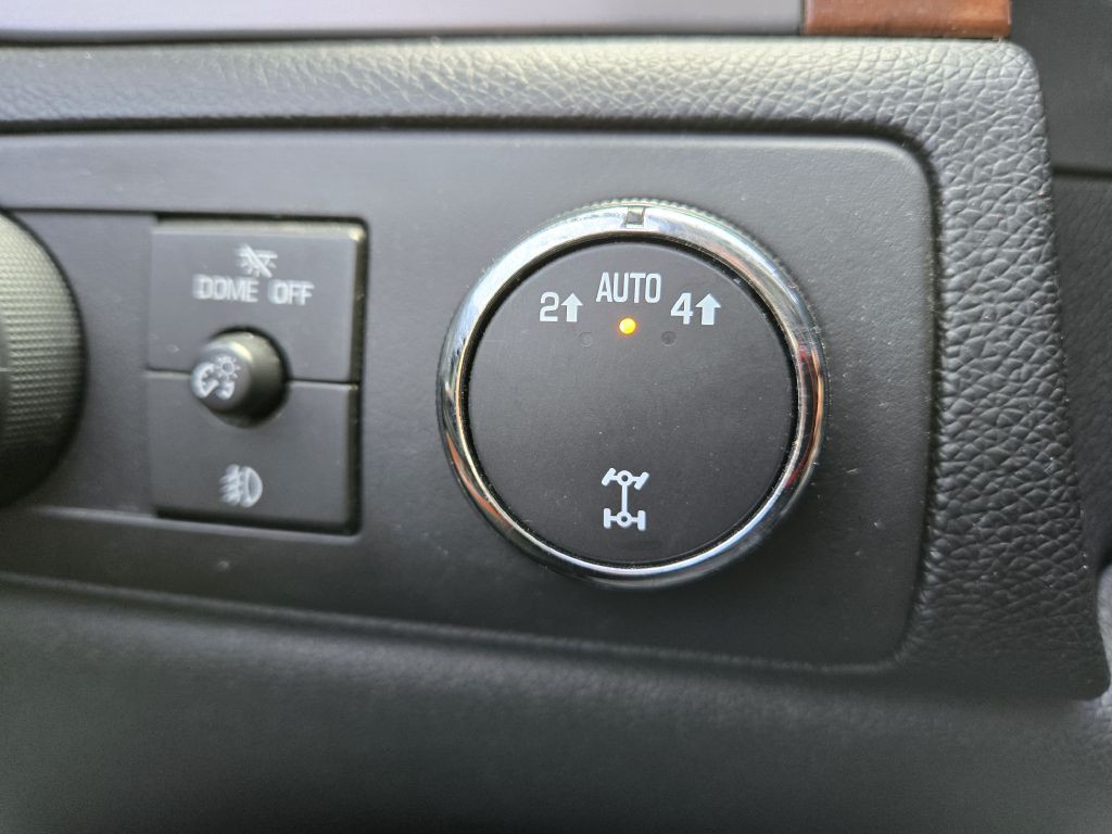 2012 Chevrolet Tahoe Image 17