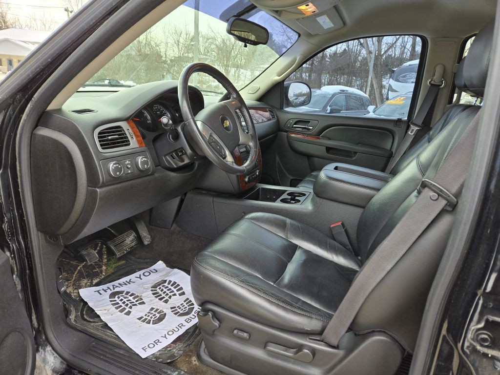 2012 Chevrolet Tahoe Image 12