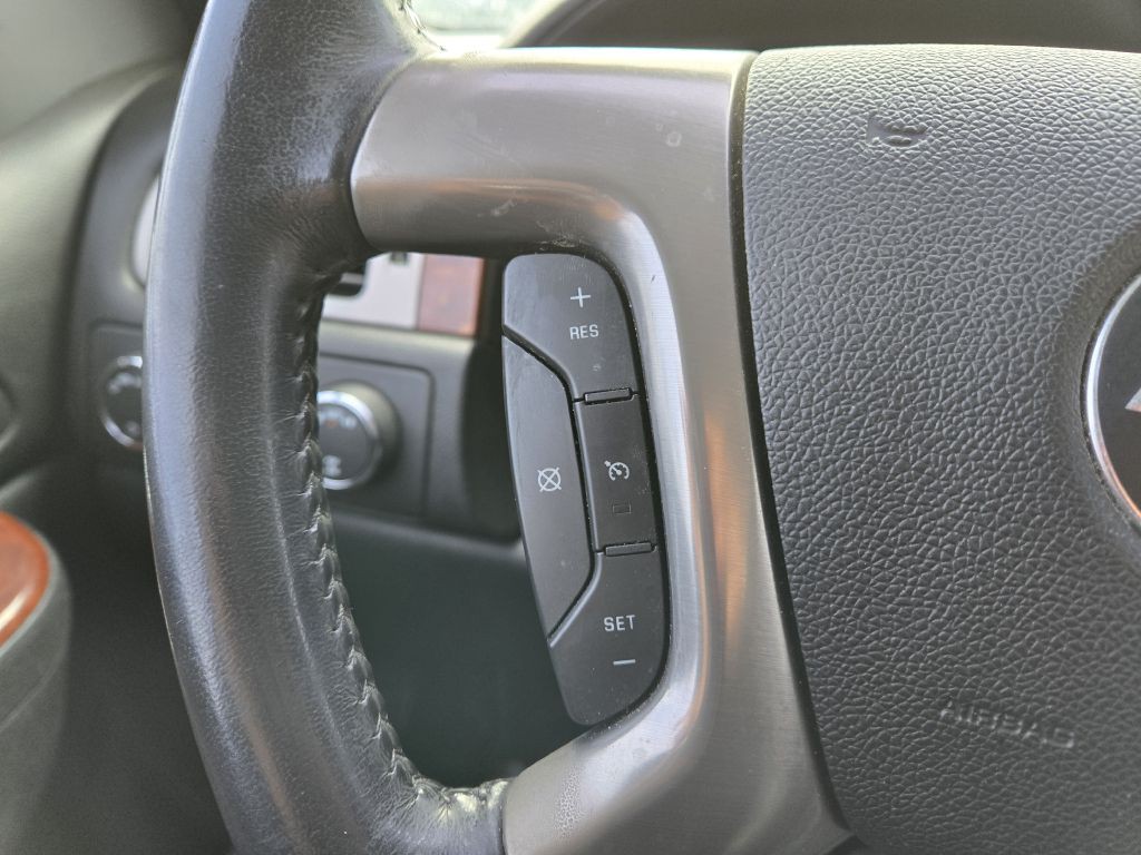 2012 Chevrolet Tahoe Image 18