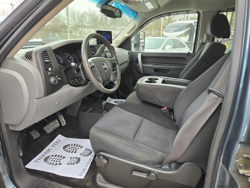 2011 GMC Sierra Image 12